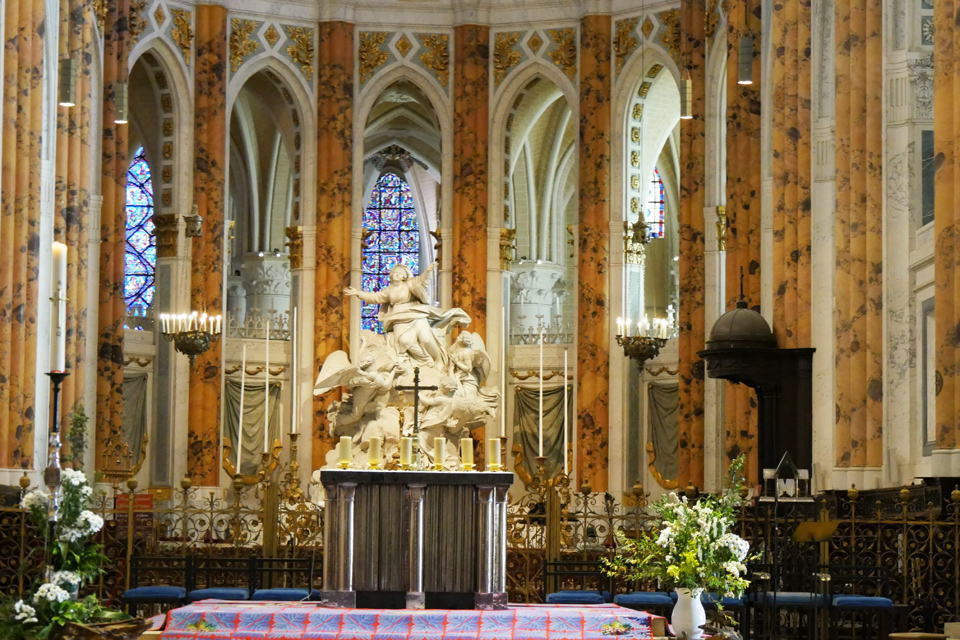Altar, Our Lady of Chartres Cathedral